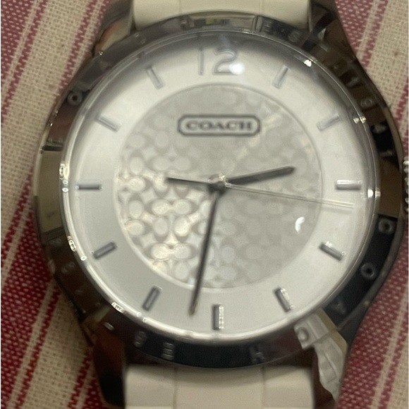 Coach watch - Picture 1 of 7
